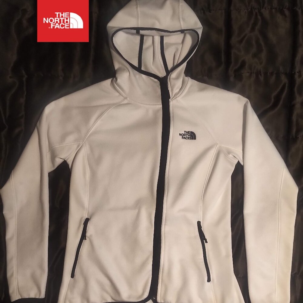 NORTH FACE WOMEN'S JACKET BNWOT SIZE M